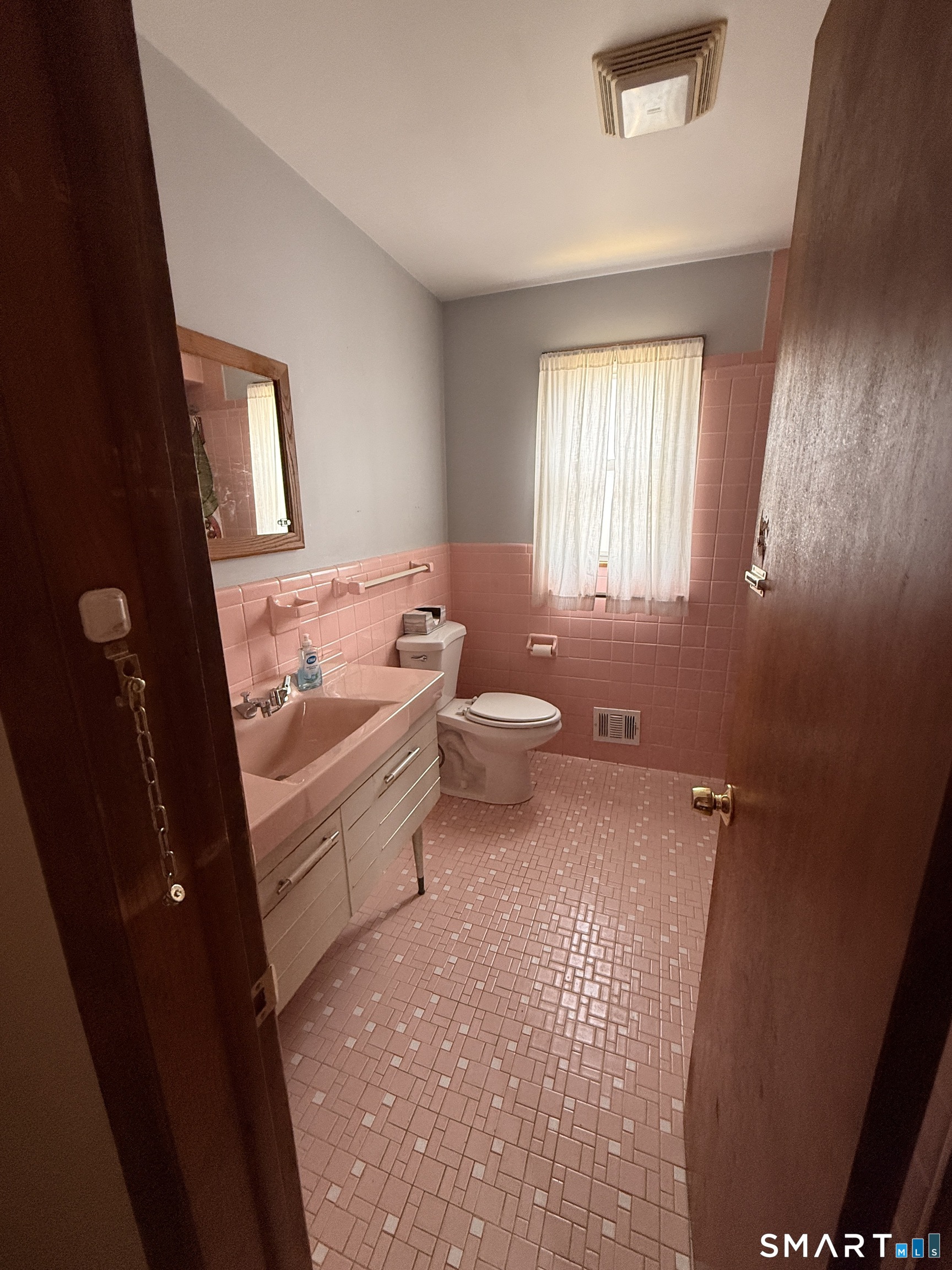 21 7TH Street Ansonia CT 06401