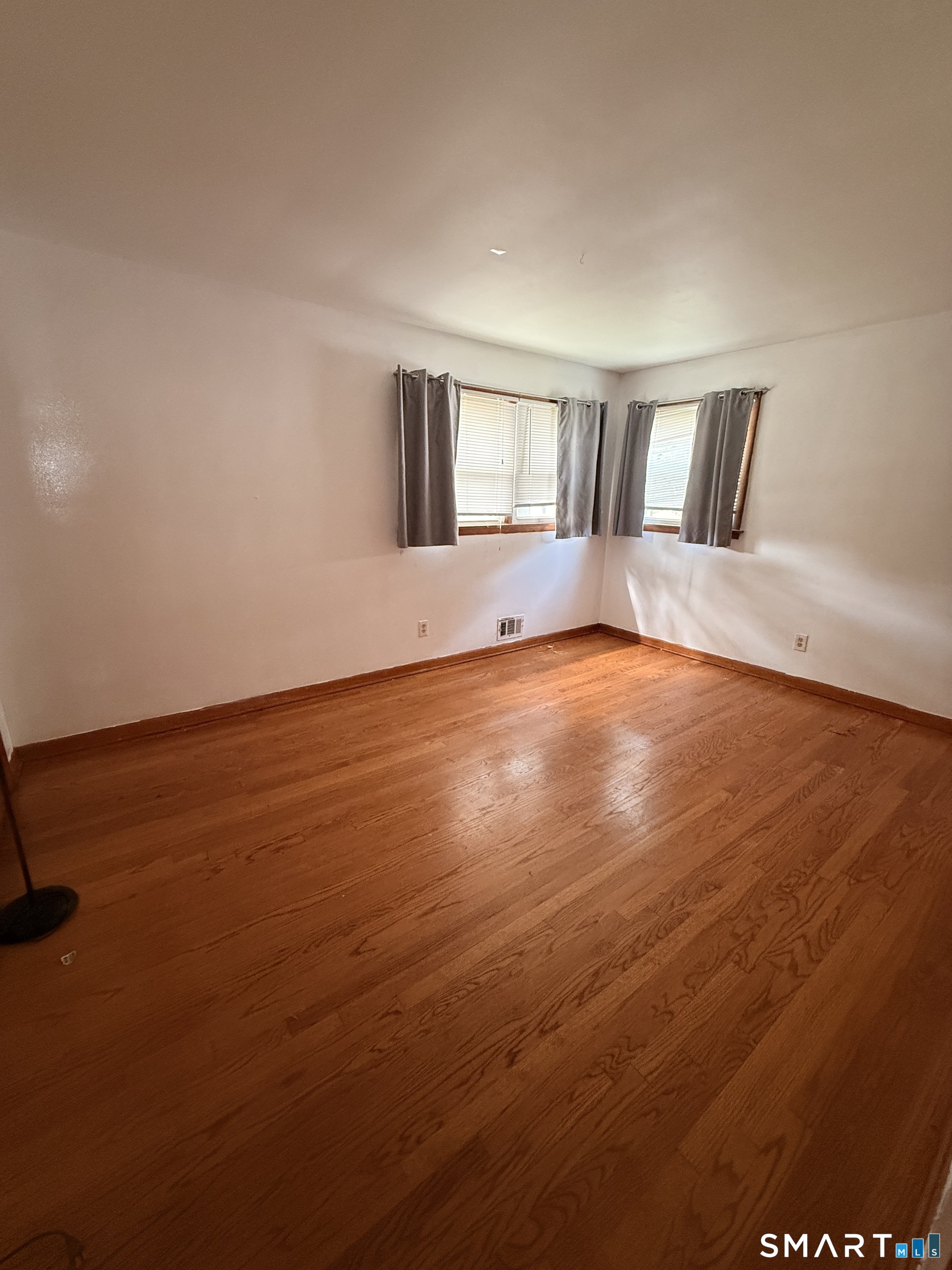 21 7TH Street Ansonia CT 06401