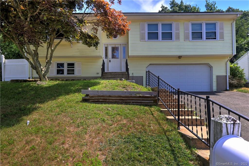 109 Sprucedale Drive Waterbury CT 06706