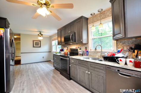39 Sunnybrook Drive Avon CT 06001