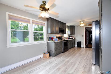 39 Sunnybrook Drive Avon CT 06001
