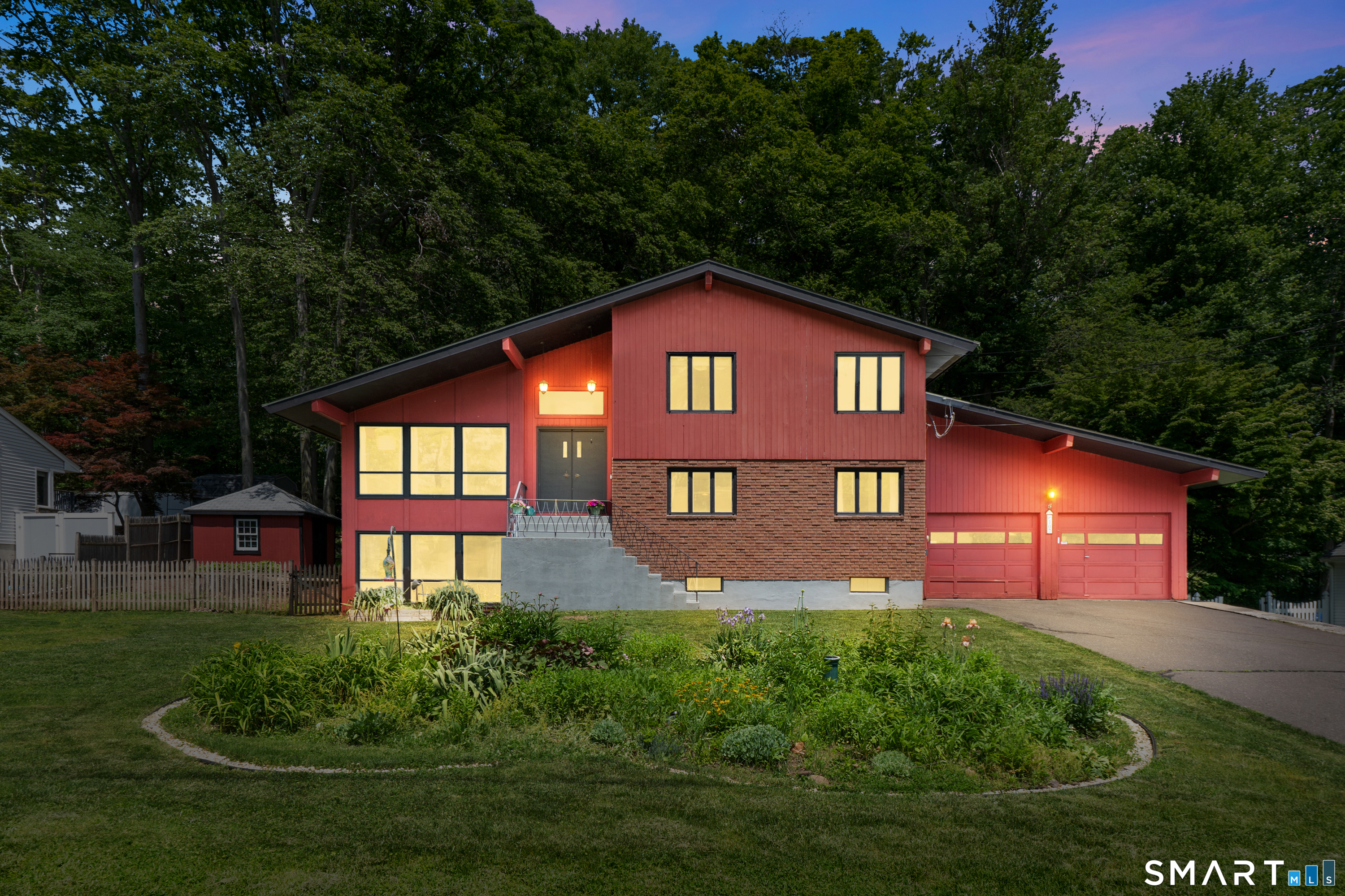107 Round Hill Road Wethersfield CT 06109