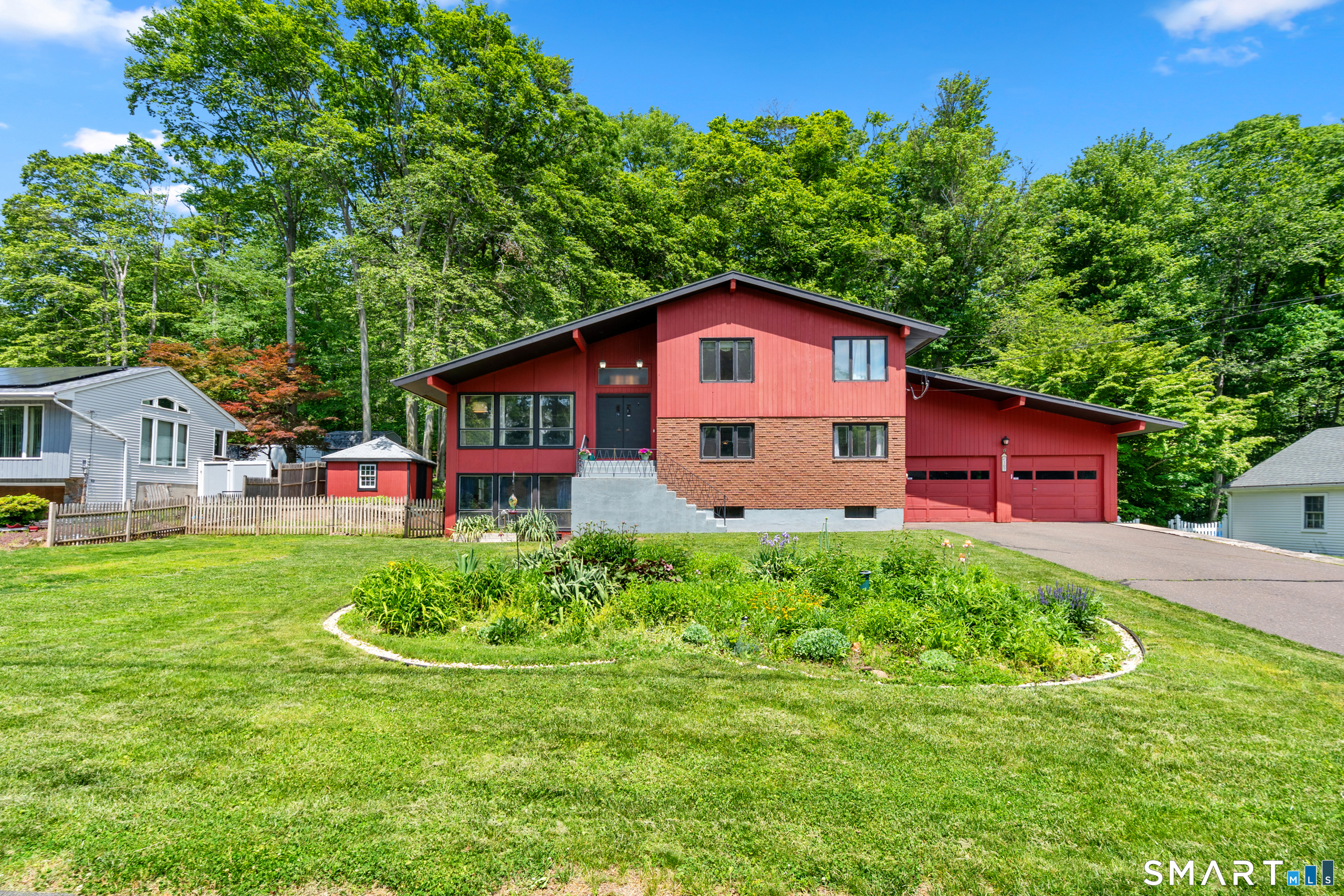 107 Round Hill Road Wethersfield CT 06109