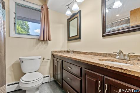 107 Round Hill Road Wethersfield CT 06109
