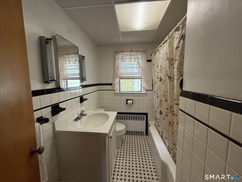 12 Swan Avenue Wallingford CT 06492