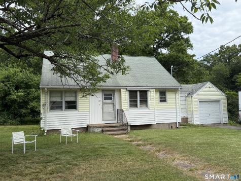 12 Swan Avenue Wallingford CT 06492