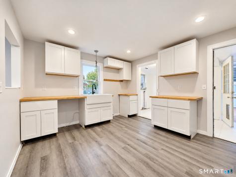 150 Cottage Road Enfield CT 06082