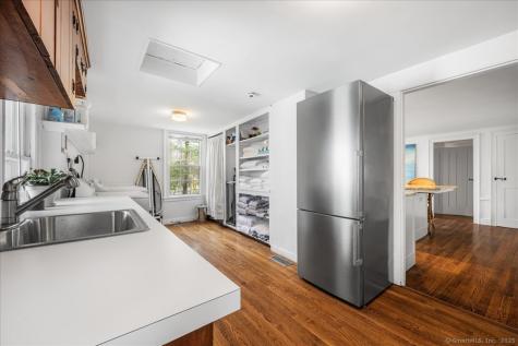 45 Main Street Essex CT 06409