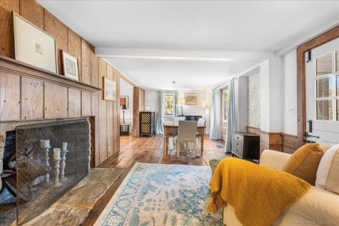 45 Main Street Essex CT 06409