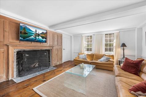 45 Main Street Essex CT 06409