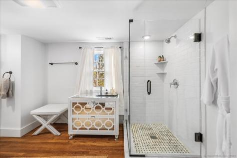 45 Main Street Essex CT 06409