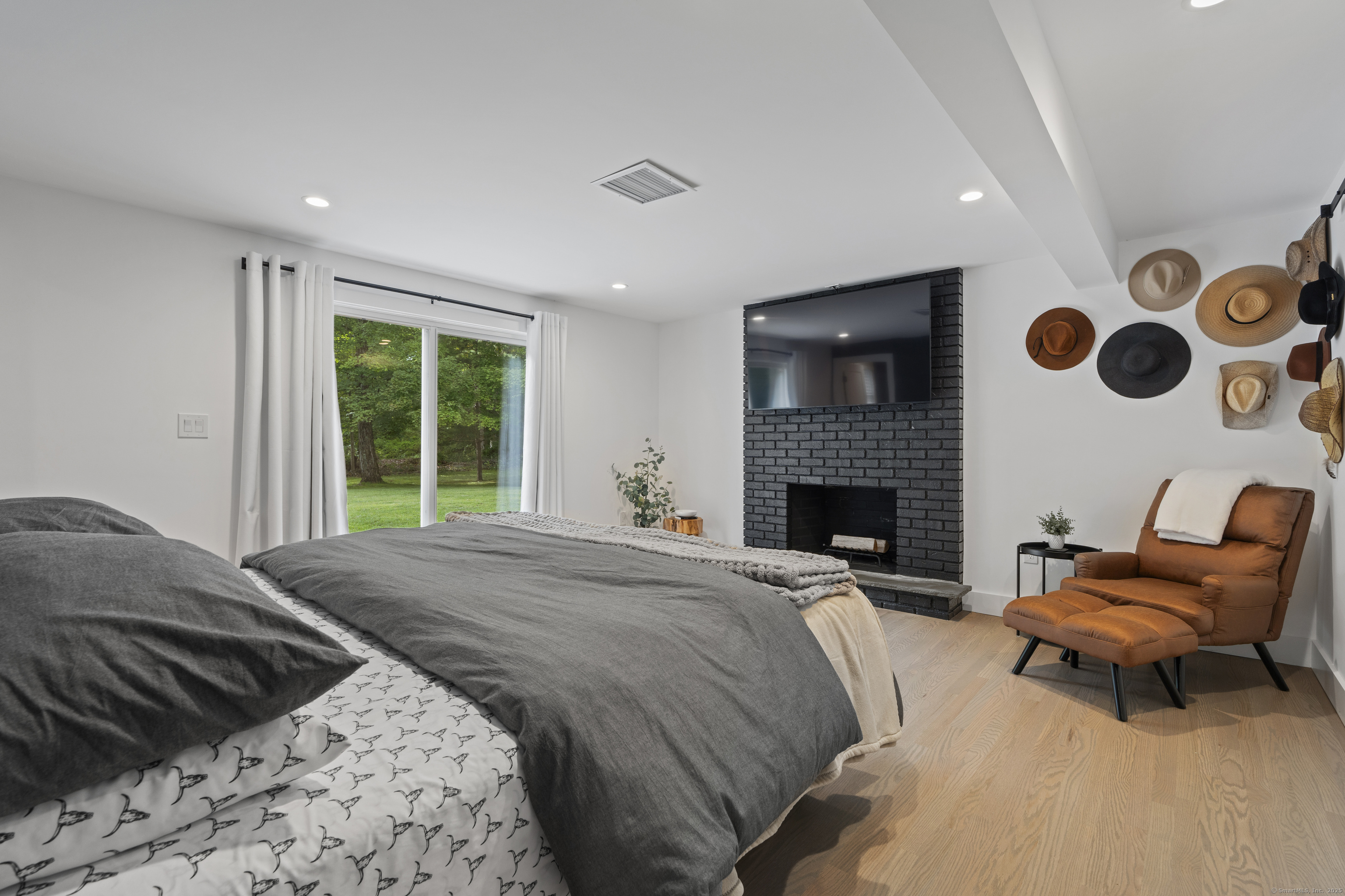 69 Squires Road Madison CT 06443
