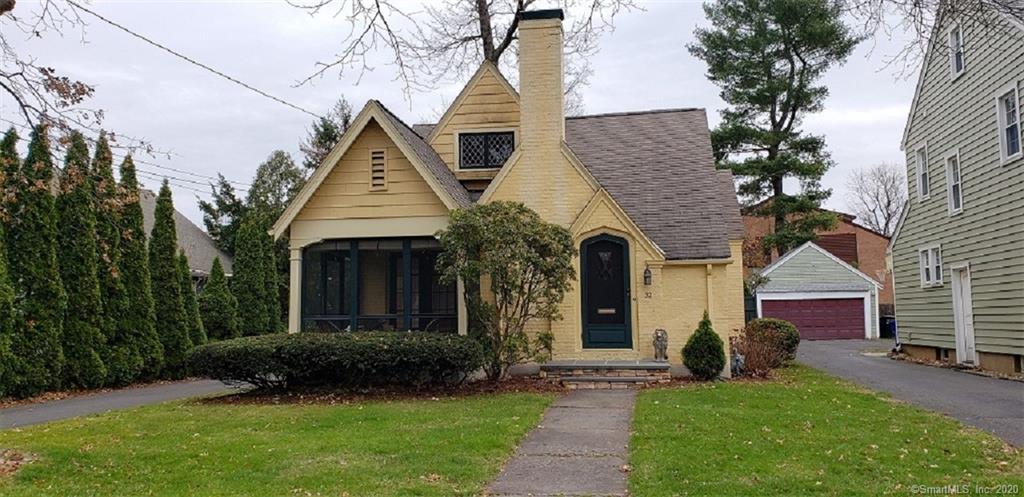 32 Grennan Road West Hartford CT 06107