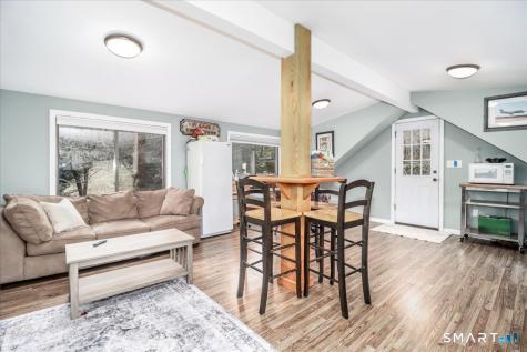 6 Weekeepeemee Road Woodbury CT 06798