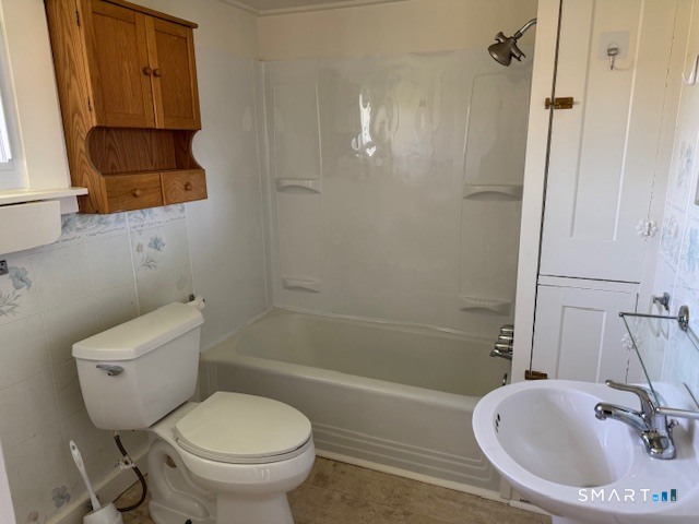 14 Maryland Street Killingly CT 06239