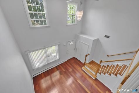 12 Diggins Court South Windsor CT 06074