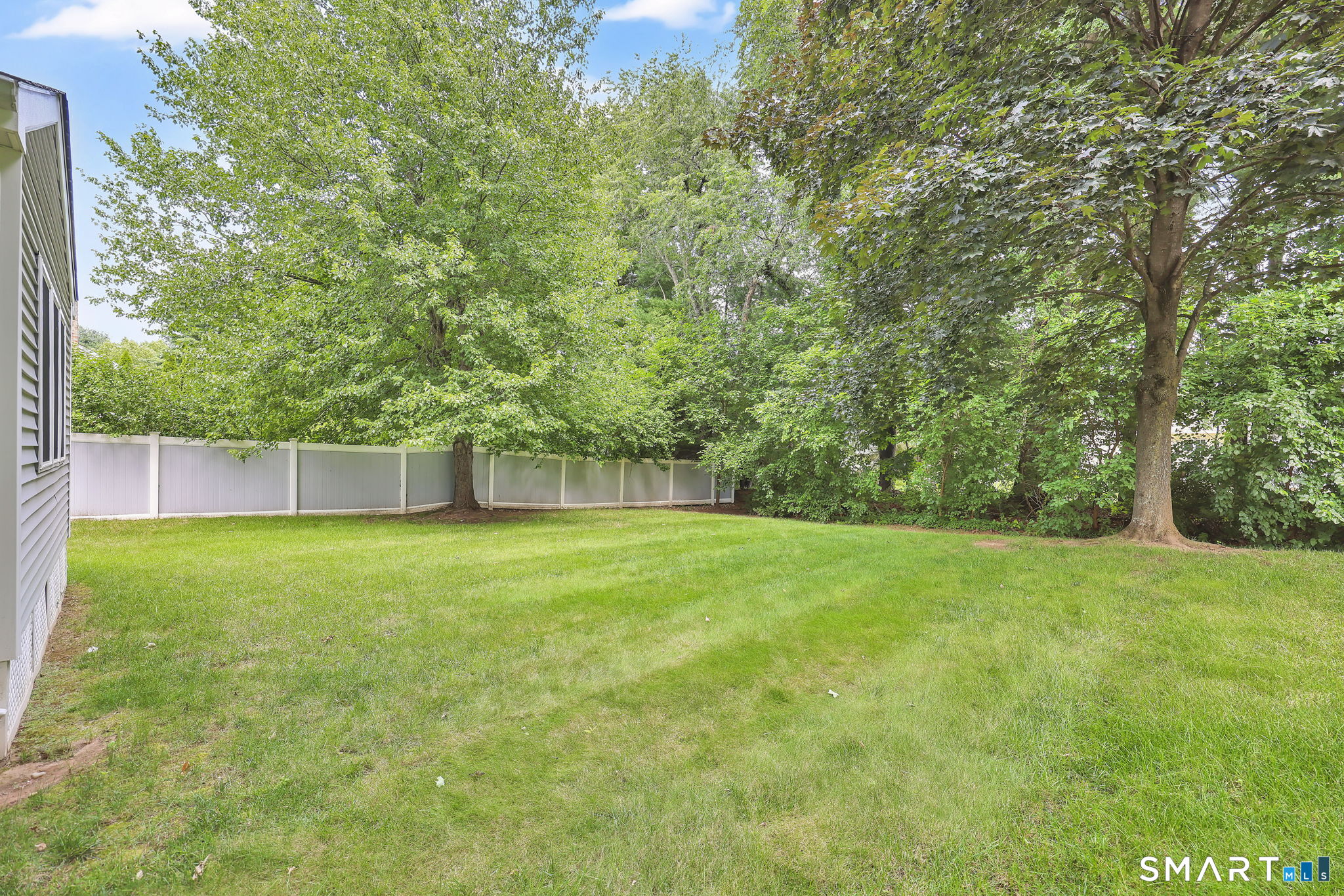 12 Diggins Court South Windsor CT 06074