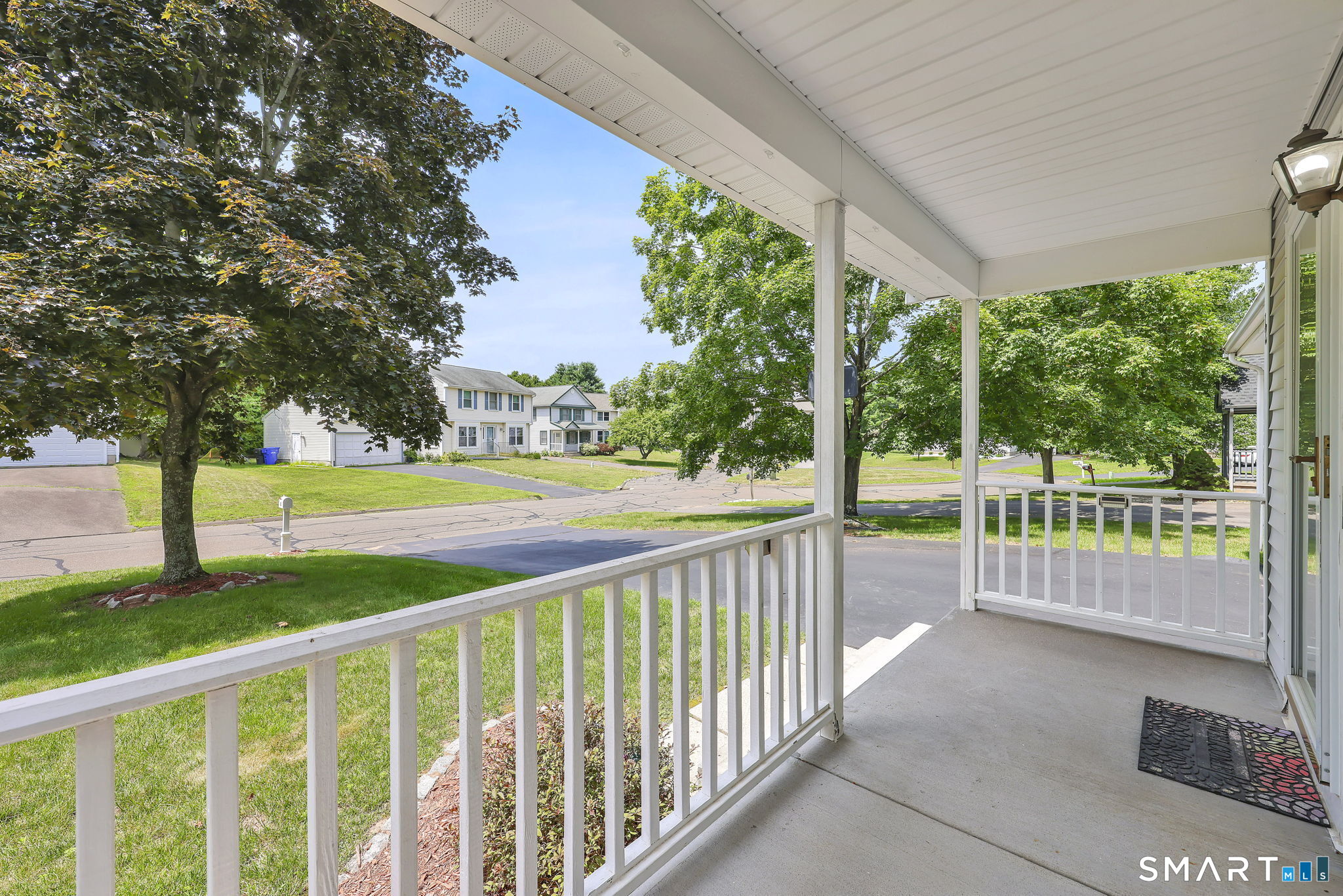 12 Diggins Court South Windsor CT 06074