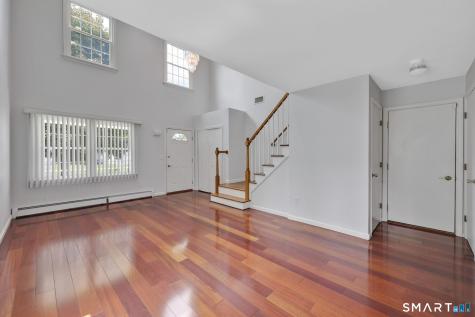12 Diggins Court South Windsor CT 06074