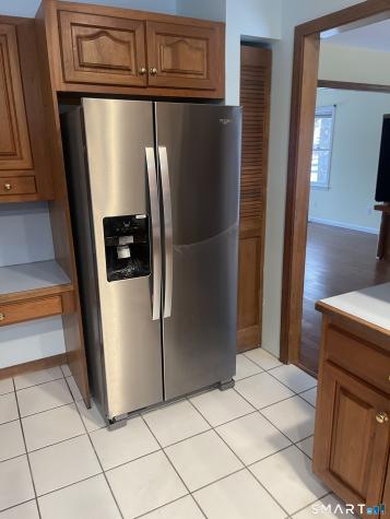 29 Privilege Road Bloomfield CT 06002