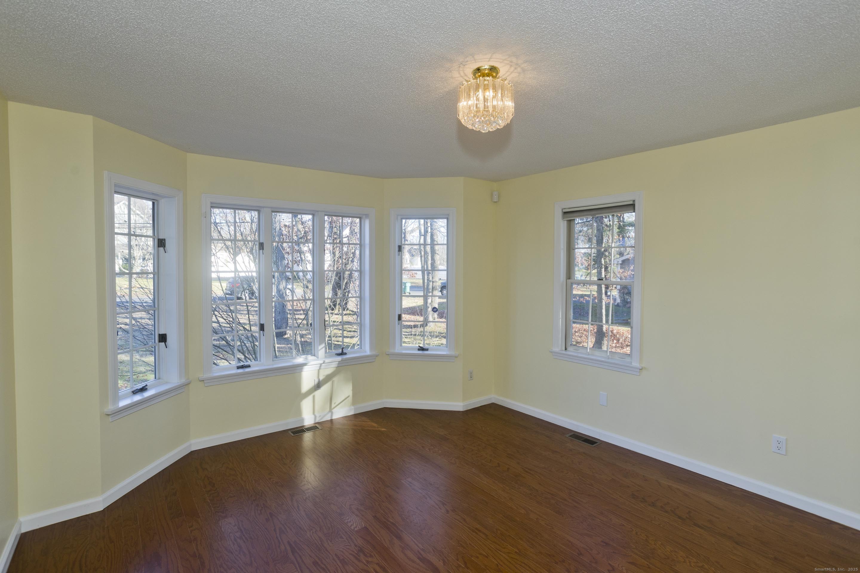 29 Privilege Road Bloomfield CT 06002