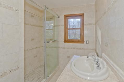 29 Privilege Road Bloomfield CT 06002