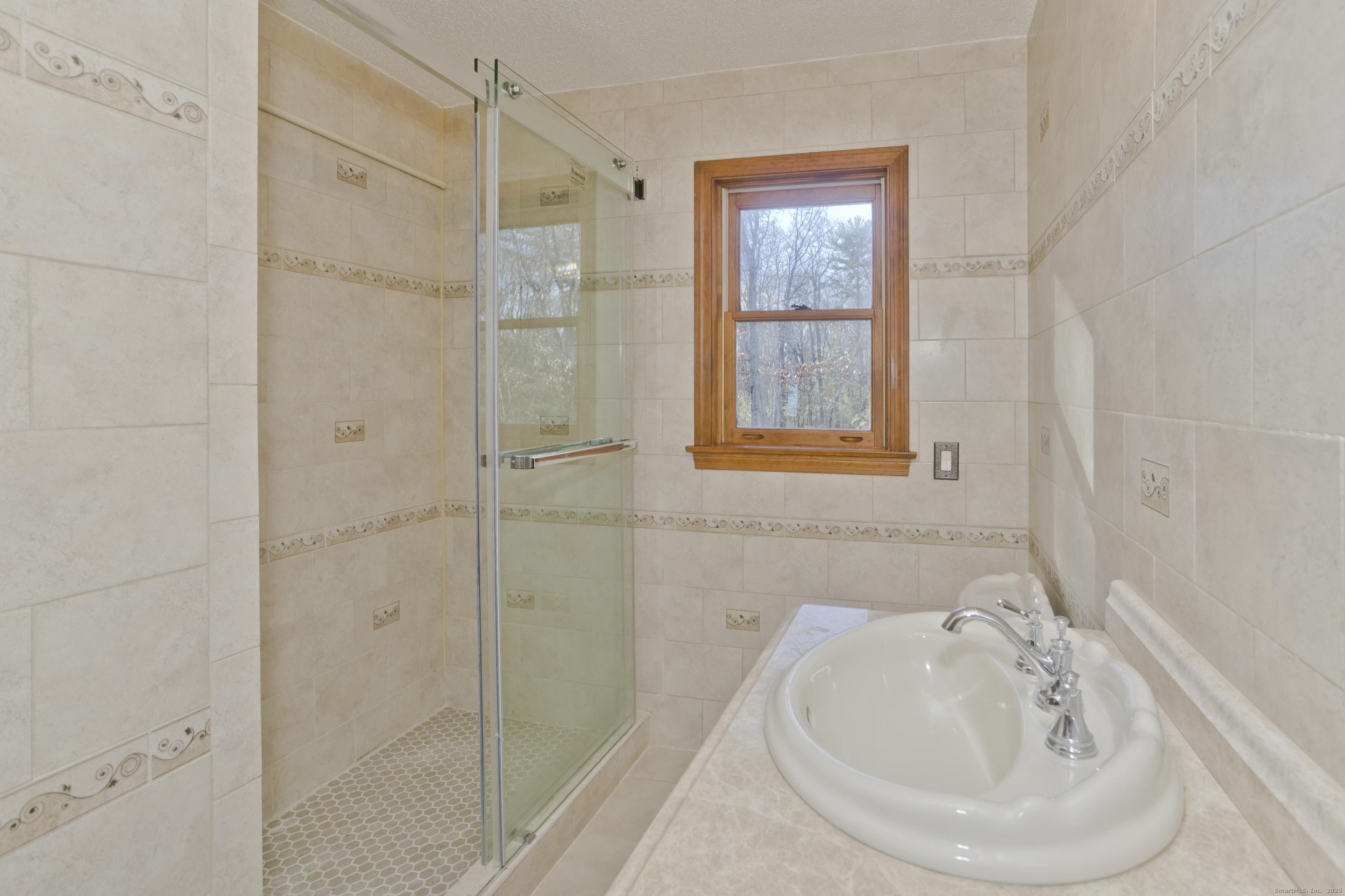 29 Privilege Road Bloomfield CT 06002