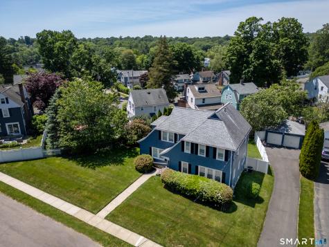 180 Rockland Road Fairfield CT 06825