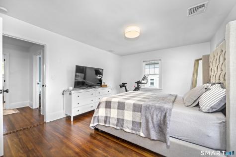 180 Rockland Road Fairfield CT 06825