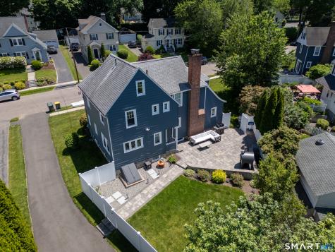 180 Rockland Road Fairfield CT 06825