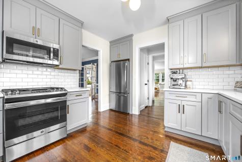 180 Rockland Road Fairfield CT 06825
