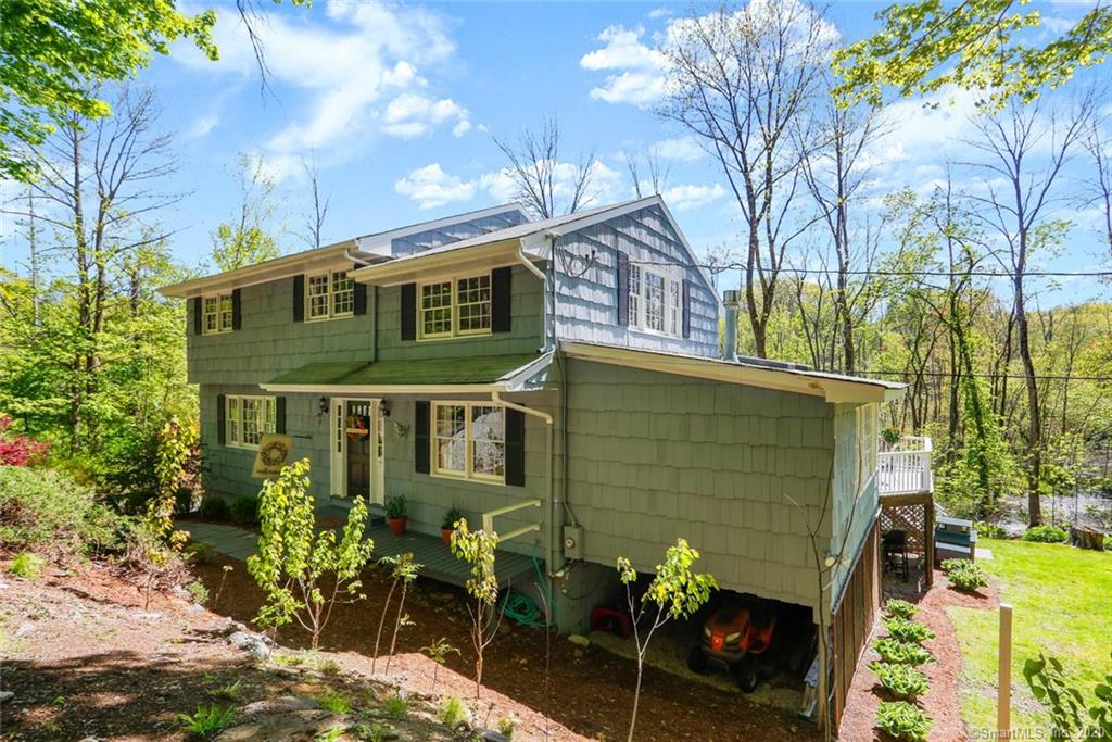 27 Cooper Hill Road Ridgefield CT 06877