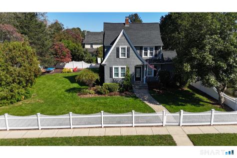 85 Newman Place Fairfield CT 06825