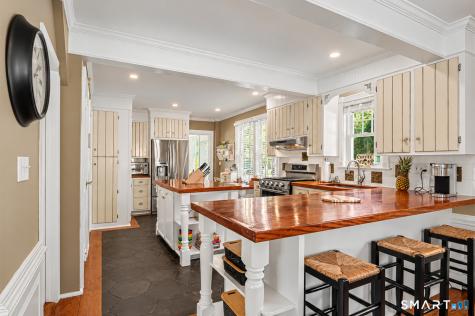 85 Newman Place Fairfield CT 06825