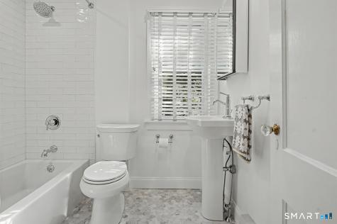 85 Newman Place Fairfield CT 06825
