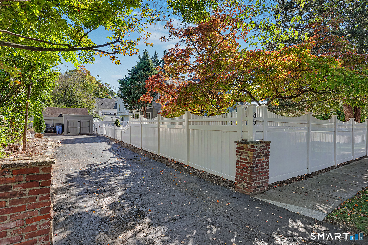 85 Newman Place Fairfield CT 06825