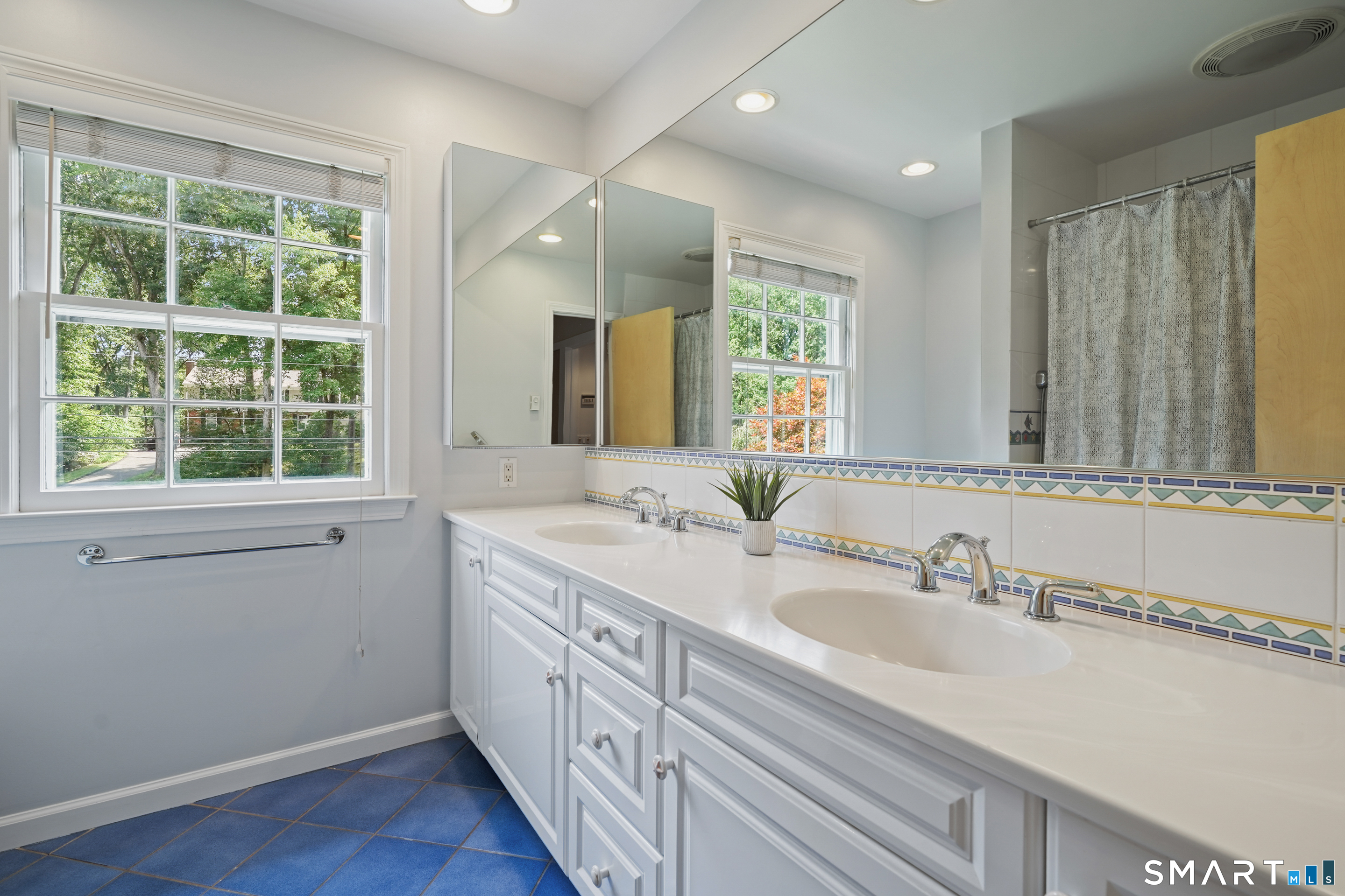 70 Chestnut Hill Lane Stamford CT 06903