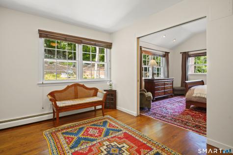 70 Chestnut Hill Lane Stamford CT 06903