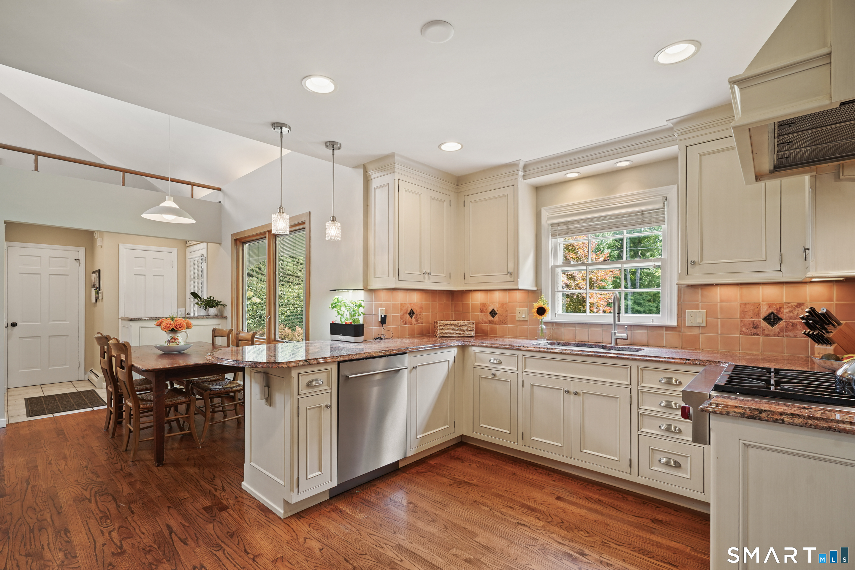70 Chestnut Hill Lane Stamford CT 06903