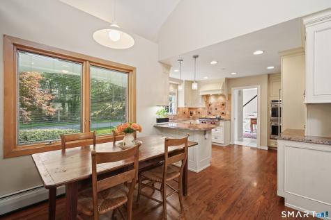70 Chestnut Hill Lane Stamford CT 06903