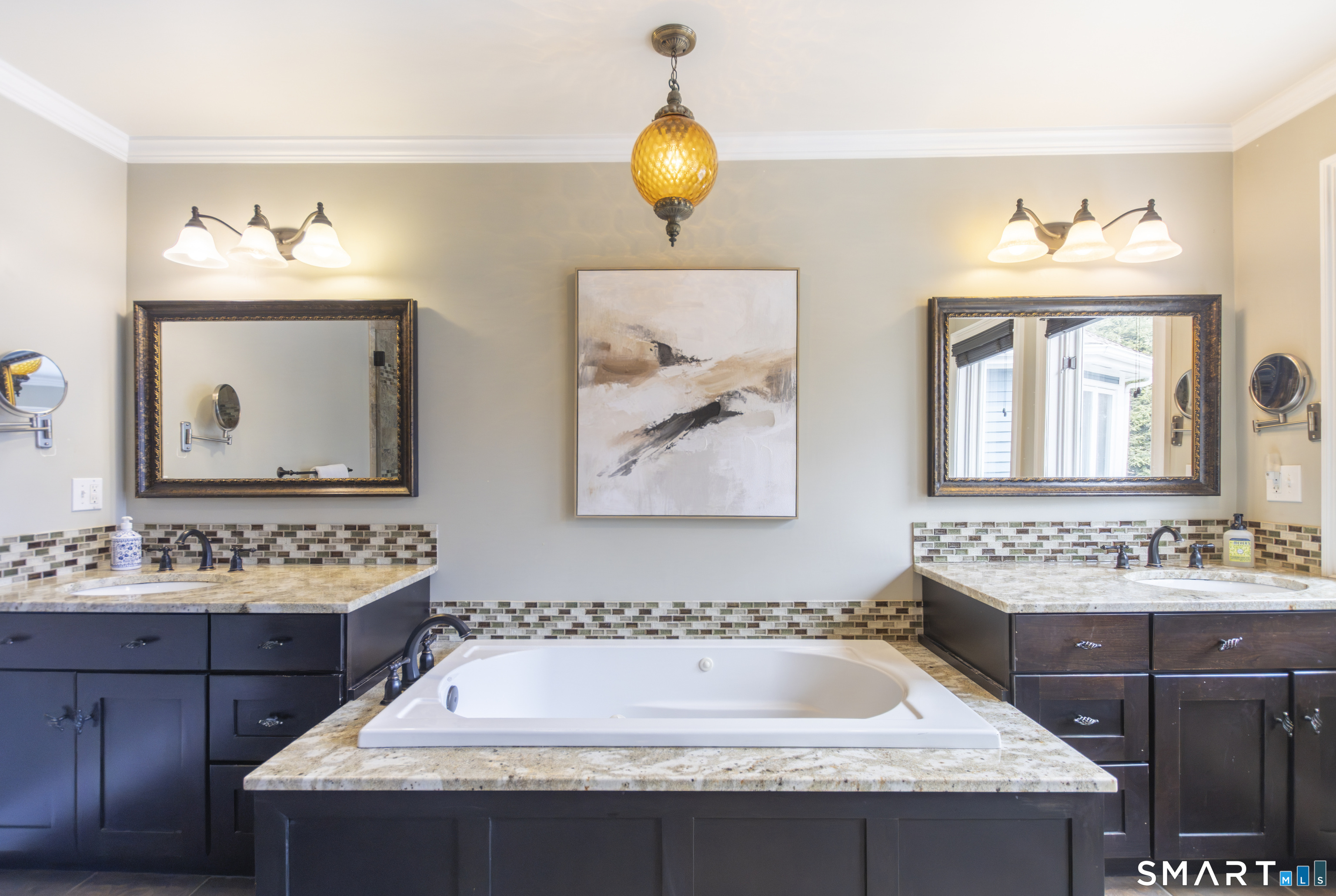 3 Crescent Lane Trumbull CT 06611