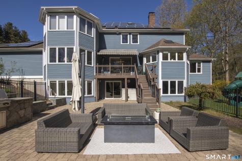 3 Crescent Lane Trumbull CT 06611