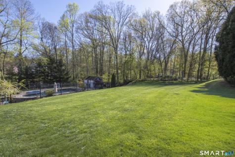 3 Crescent Lane Trumbull CT 06611