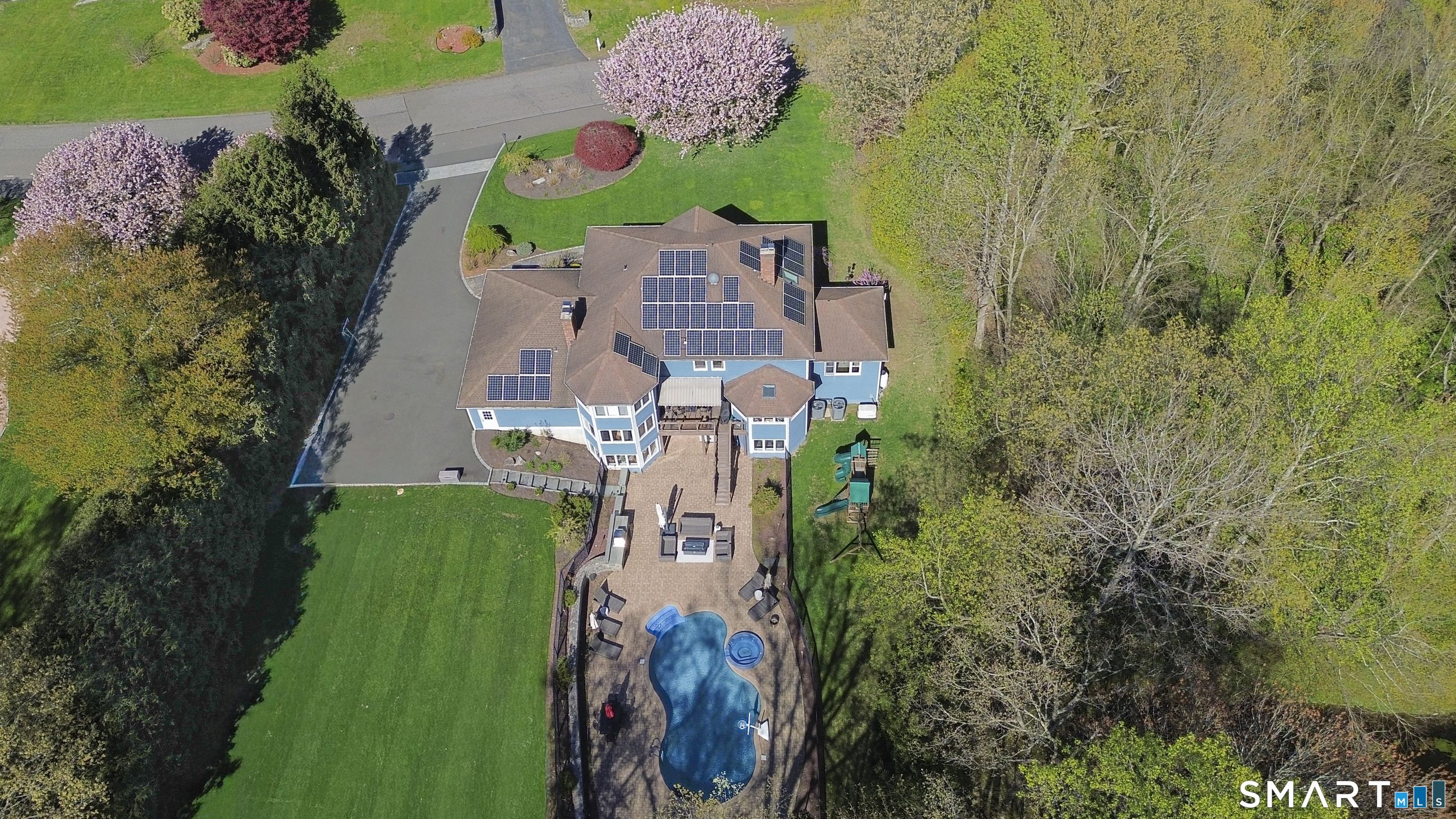 3 Crescent Lane Trumbull CT 06611