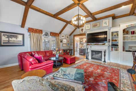 4 Abbey Lane Newtown CT 06470