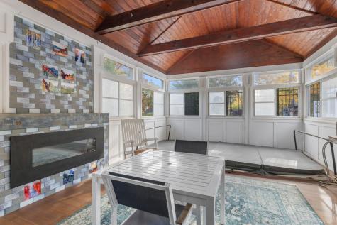 4 Abbey Lane Newtown CT 06470