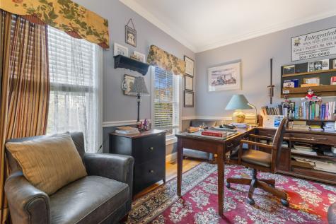 4 Abbey Lane Newtown CT 06470