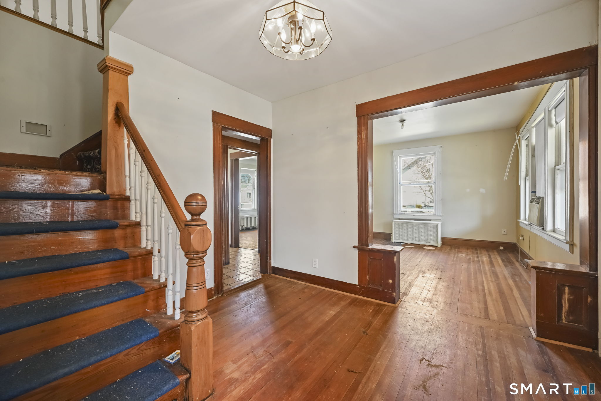 533 Wayne Street Bridgeport CT 06606