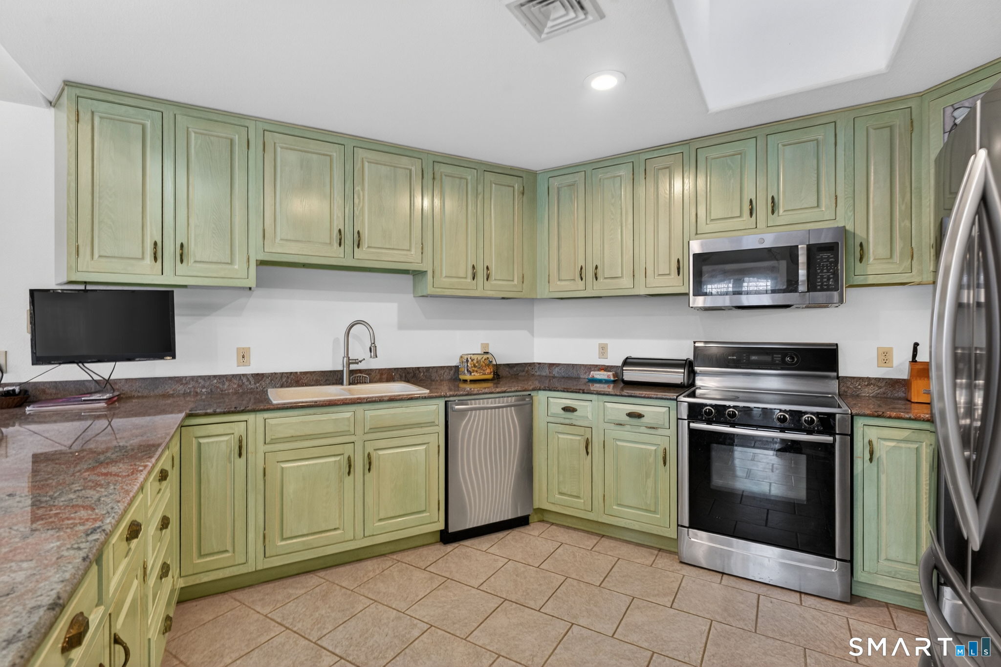 349 South Bigelow Road Hampton CT 06247