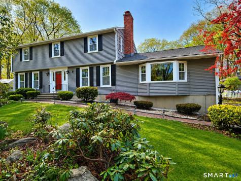 18 Doe Place Shelton CT 06484